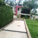 Kigali fully furnished house for rent in Kinyinya 